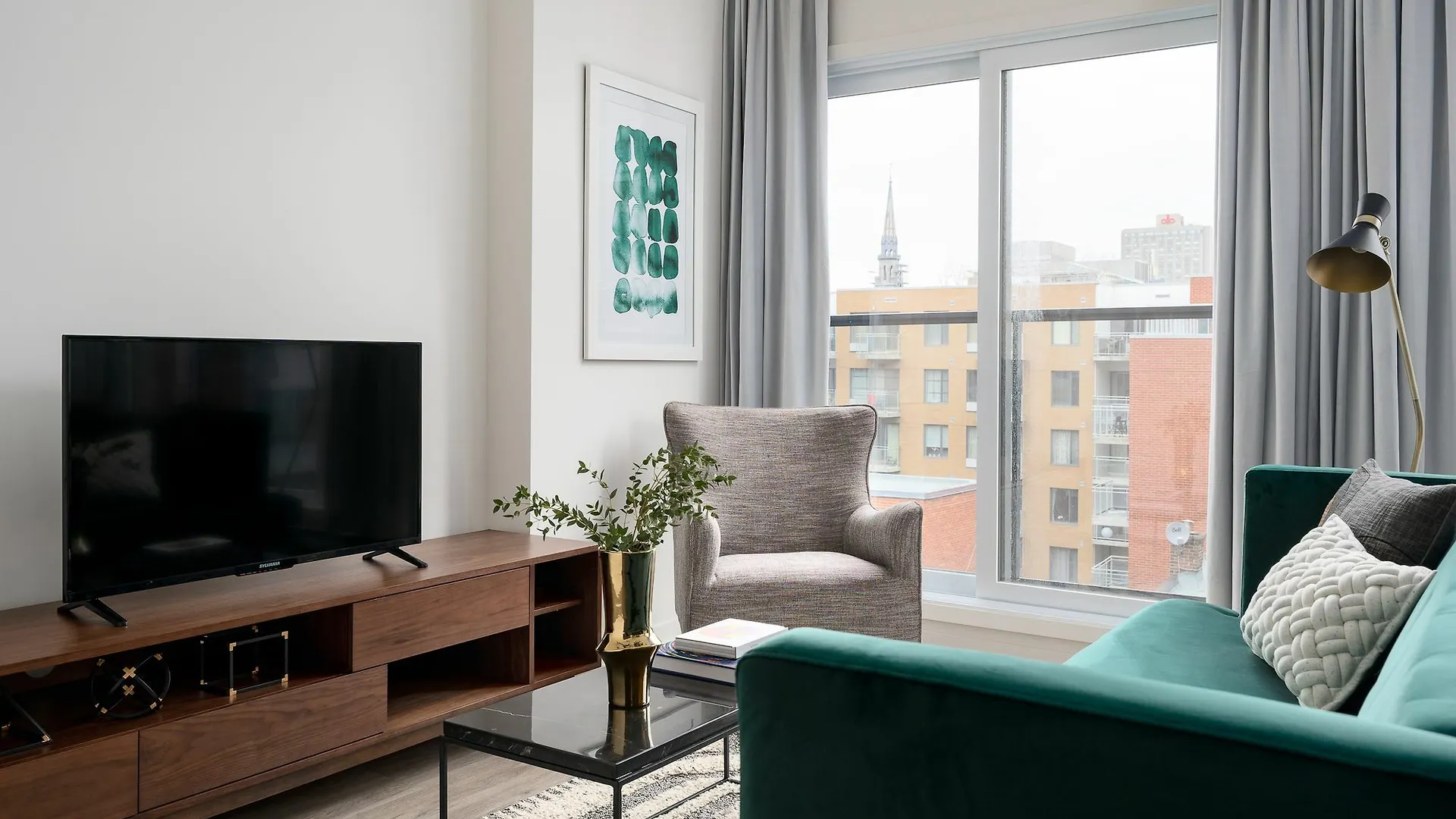 Apartment Lovely 1Br In Quartier Des Spectacles By Sonder Montreal