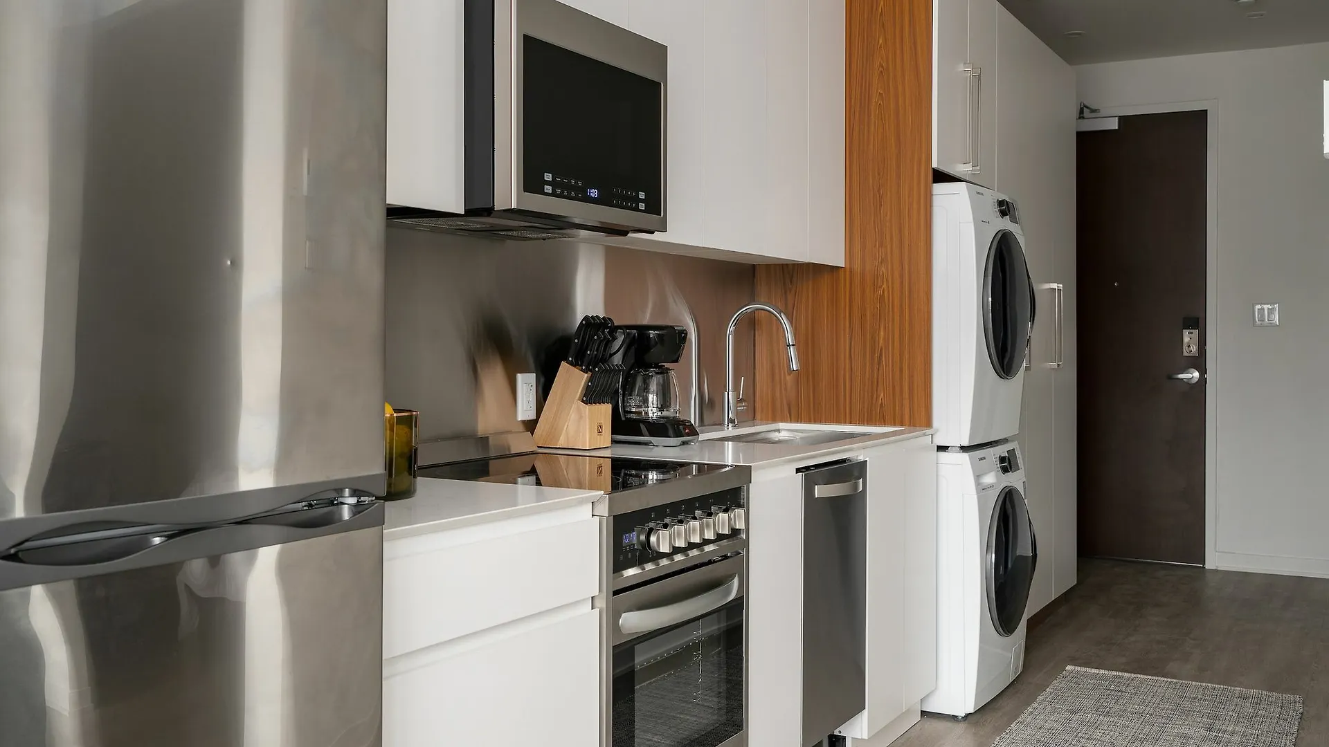 Lovely 1Br In Quartier Des Spectacles By Sonder Montreal 0*,